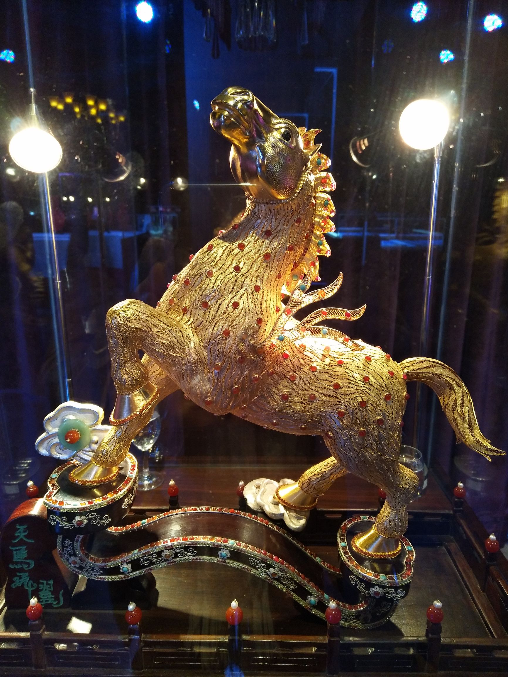 精美絕倫的工藝美術品